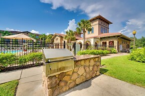 9 Mi to Disney: Davenport Condo w/ Community Pools