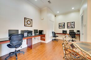 9 Mi to Disney: Davenport Condo w/ Community Pools