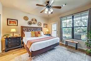 9 Mi to Disney: Davenport Condo w/ Community Pools