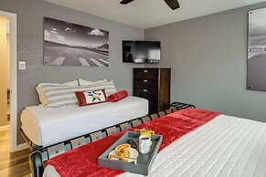 San Antonio Home w/ Private Hot Tub: Pet Friendly!