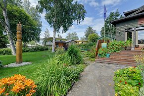 Downtown Anchorage Vacation Rental w/ Garden Views
