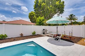 Pool & Screened-in Patio: Tropical Florida Abode