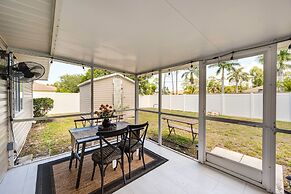 Chic Bonita Springs Vacation Rental, 6 Mi to Beach