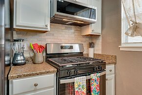 Single-story Home in San Antonio: Great Location!