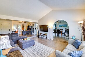 Centrally Located Glendale Home w/ Yard & Grill