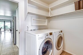 Centrally Located Glendale Home w/ Yard & Grill