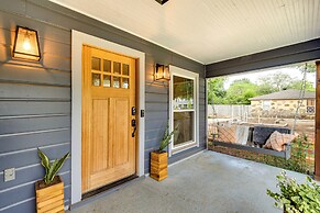 Pecan Blue Frisco Home w/ Private Yard & Hot Tub