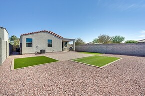 Sunny Arizona Escape w/ Patio, Grill & Fireplace!