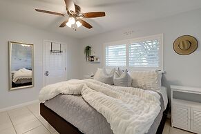 Catalina Cove Condo < 1 Mi to Cocoa Beach!