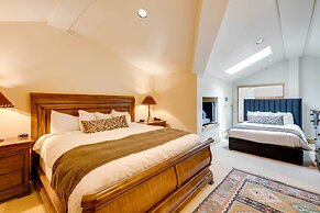 Park City Alpine Retreat w/ Community Pool!