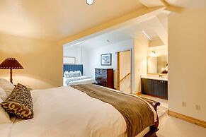 Park City Alpine Retreat w/ Community Pool!