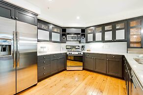 Park City Alpine Retreat w/ Community Pool!