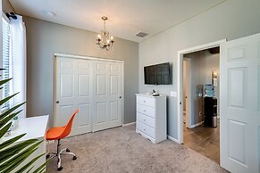 Remote Workers Welcome: Chandler Home w/ Fire Pit