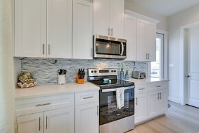 'seas The Day:' Home w/ Pool Access in Galveston