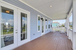 'seas The Day:' Home w/ Pool Access in Galveston