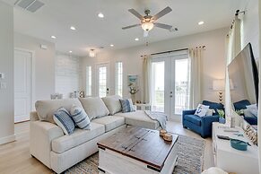 'seas The Day:' Home w/ Pool Access in Galveston