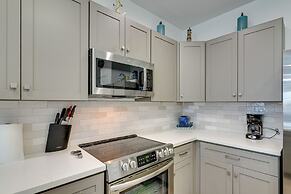 Walk to Gulf: Ocean-view Home in Crystal Beach!