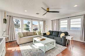 Block to Ocean: 'beachside Bungalow' in Galveston!