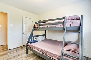 Walk to Beach: Galveston Getaway w/ Deck!