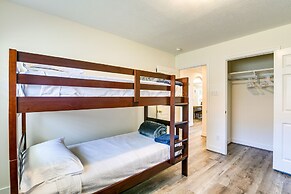 Walk to Beach: Galveston Getaway w/ Deck!