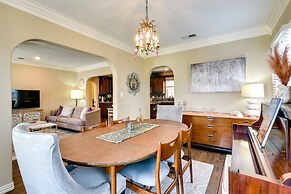 2 Mi to Beach: Galveston Vacation Rental!