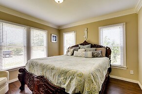 2 Mi to Beach: Galveston Vacation Rental!