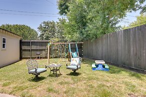 2 Mi to Beach: Galveston Vacation Rental!