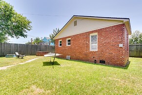 2 Mi to Beach: Galveston Vacation Rental!