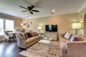 2 Mi to Beach: Galveston Vacation Rental!