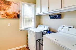 2 Mi to Beach: Galveston Vacation Rental!
