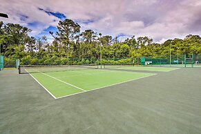 Top-floor Condo w/ Ocean Views in Hilton Head!