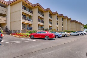 Top-floor Condo w/ Ocean Views in Hilton Head!