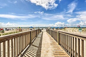 Top-floor Condo w/ Ocean Views in Hilton Head!