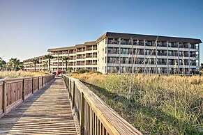 Top-floor Condo w/ Ocean Views in Hilton Head!