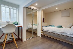 Efficiently Equipped Pacifica Apt - 1 Mi to Beach!