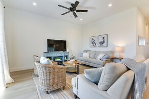 Near Terramar Beach: Home w/ Patio in Galveston