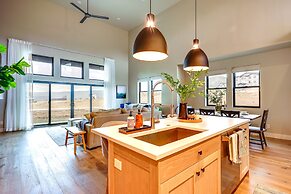 2 Mi to Deer Valley Resort: Townhome w/ Hot Tub