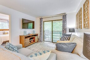 Walk to Beach & Golf Course: Hilton Head Getaway!