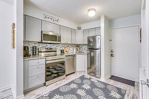 Walk to Beach & Golf Course: Hilton Head Getaway!