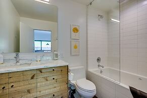 Deer Valley Retreat w/ Hot Tub & Movie Room