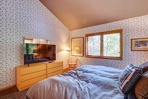 Pet-friendly Park City Condo w/ Private Hot Tub!