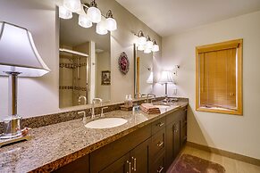 Pet-friendly Park City Condo w/ Private Hot Tub!