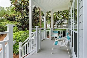 < 1 Mi to Beach: Condo w/ Wet Bar in Hilton Head