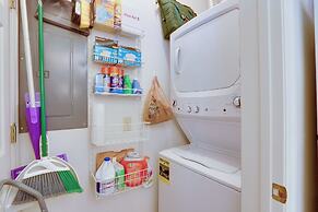 < 1 Mi to Beach: Condo w/ Wet Bar in Hilton Head