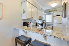 < 1 Mi to Beach: Hilton Head Island Condo w/ Pool!