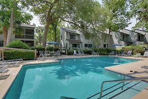 Serene Hilton Head Island Condo w/ Community Pool!