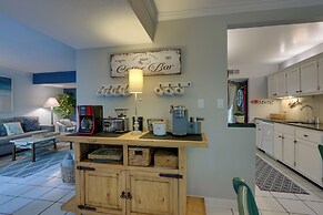 Serene Hilton Head Island Condo w/ Community Pool!