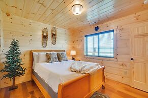 Gorgeous Gatlinburg Cabin: Large Deck & Hot Tub!