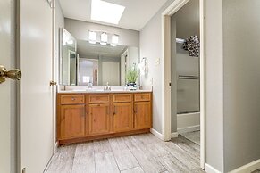 Walk to Rotary Park: Lake Havasu City Condo