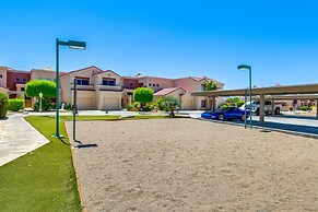 Walk to Rotary Park: Lake Havasu City Condo